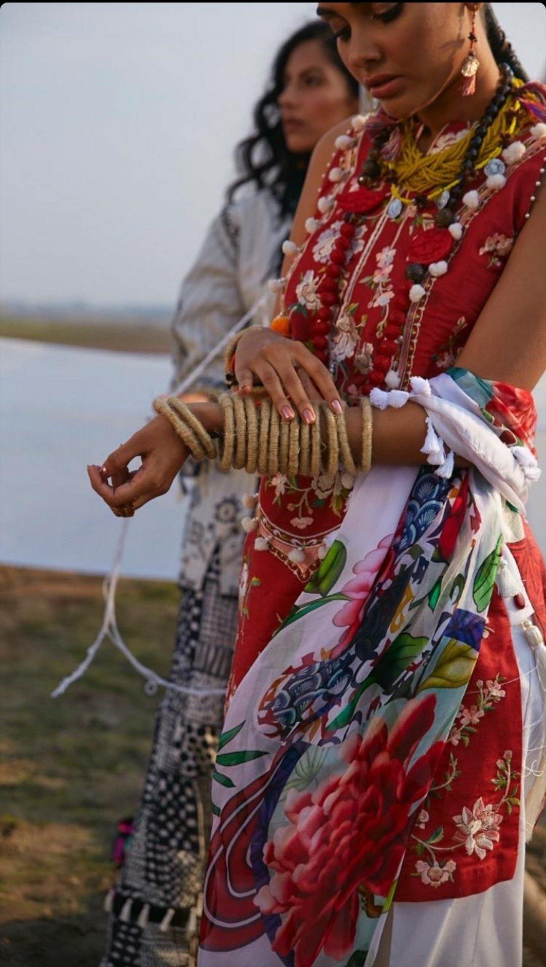 img_mahgul_lawn_2020_awwal_boutique