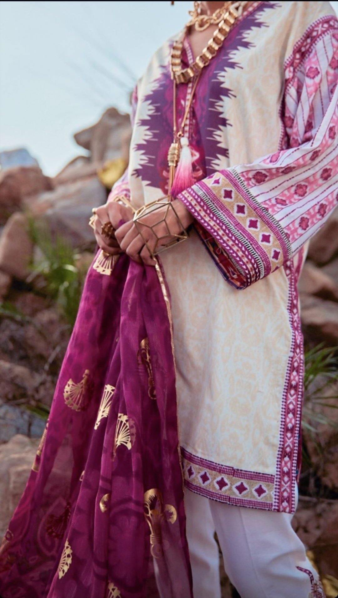 img_mahgul_lawn_2020_awwal_boutique