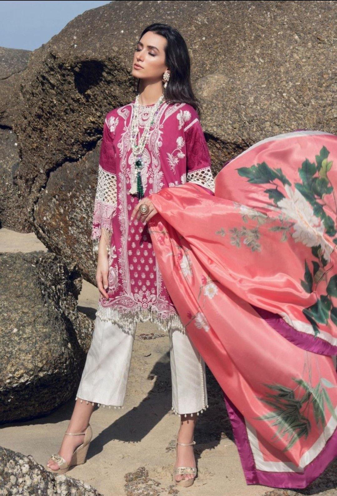 img_sana_safinaz_lawn_collection_awwal_boutique