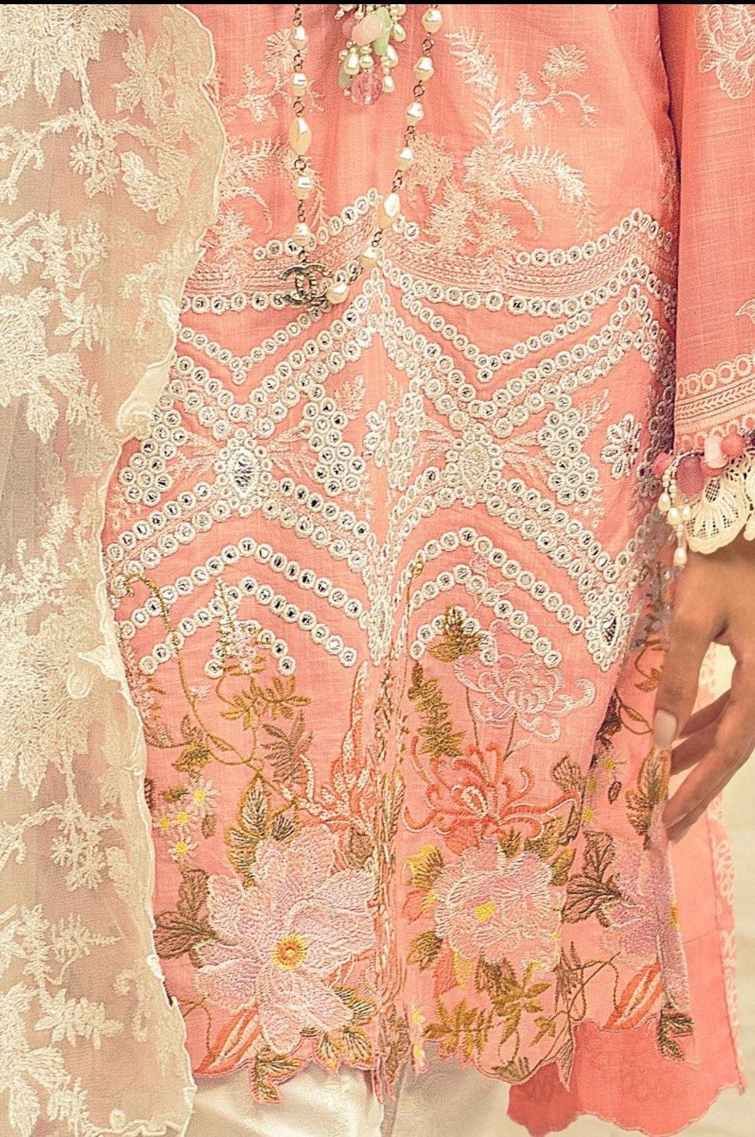 img_sana_safinaz_lawn_collection_awwal_boutique