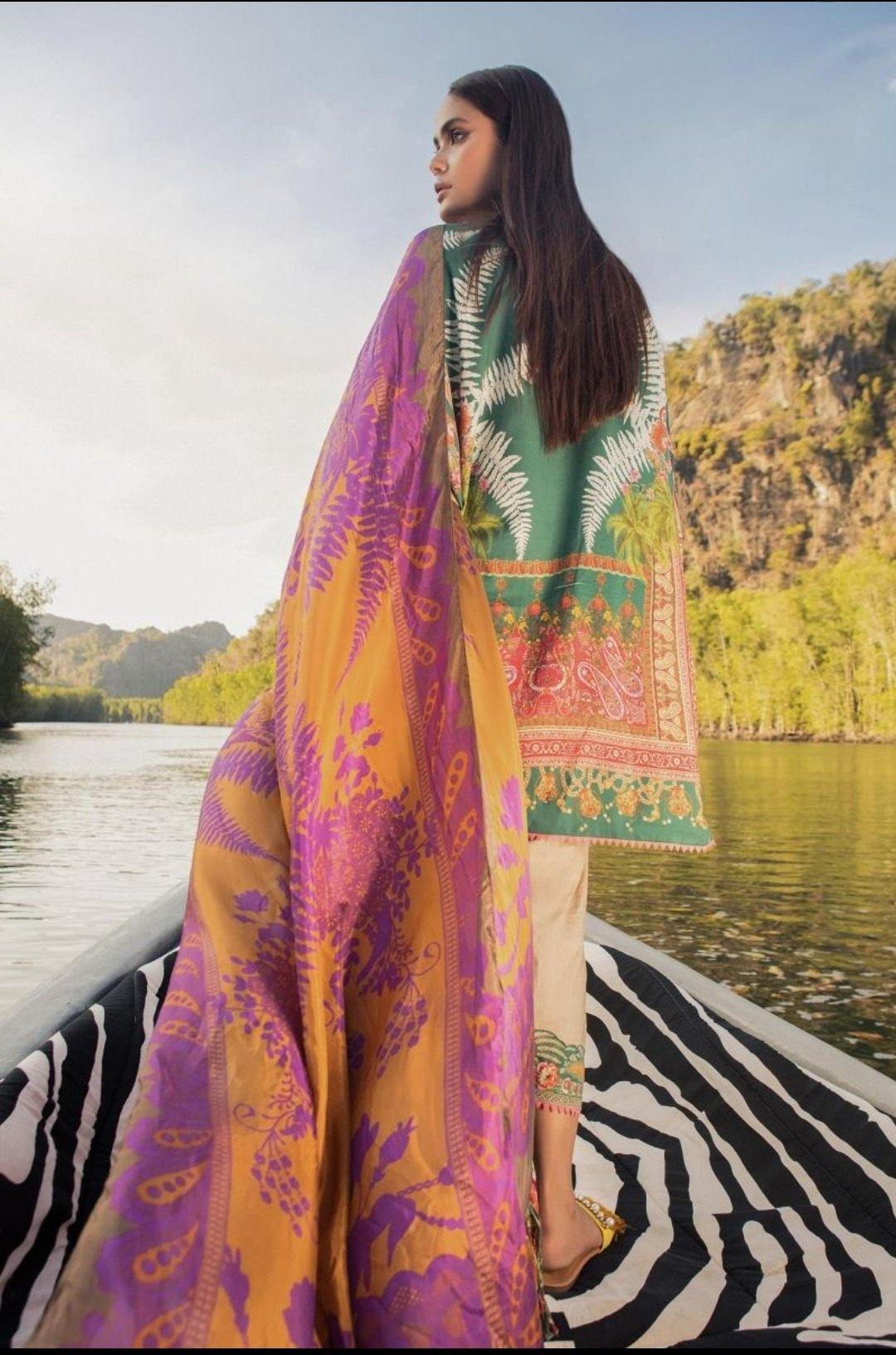 img_sana_safinaz_lawn_collection_2020_awwal_boutique