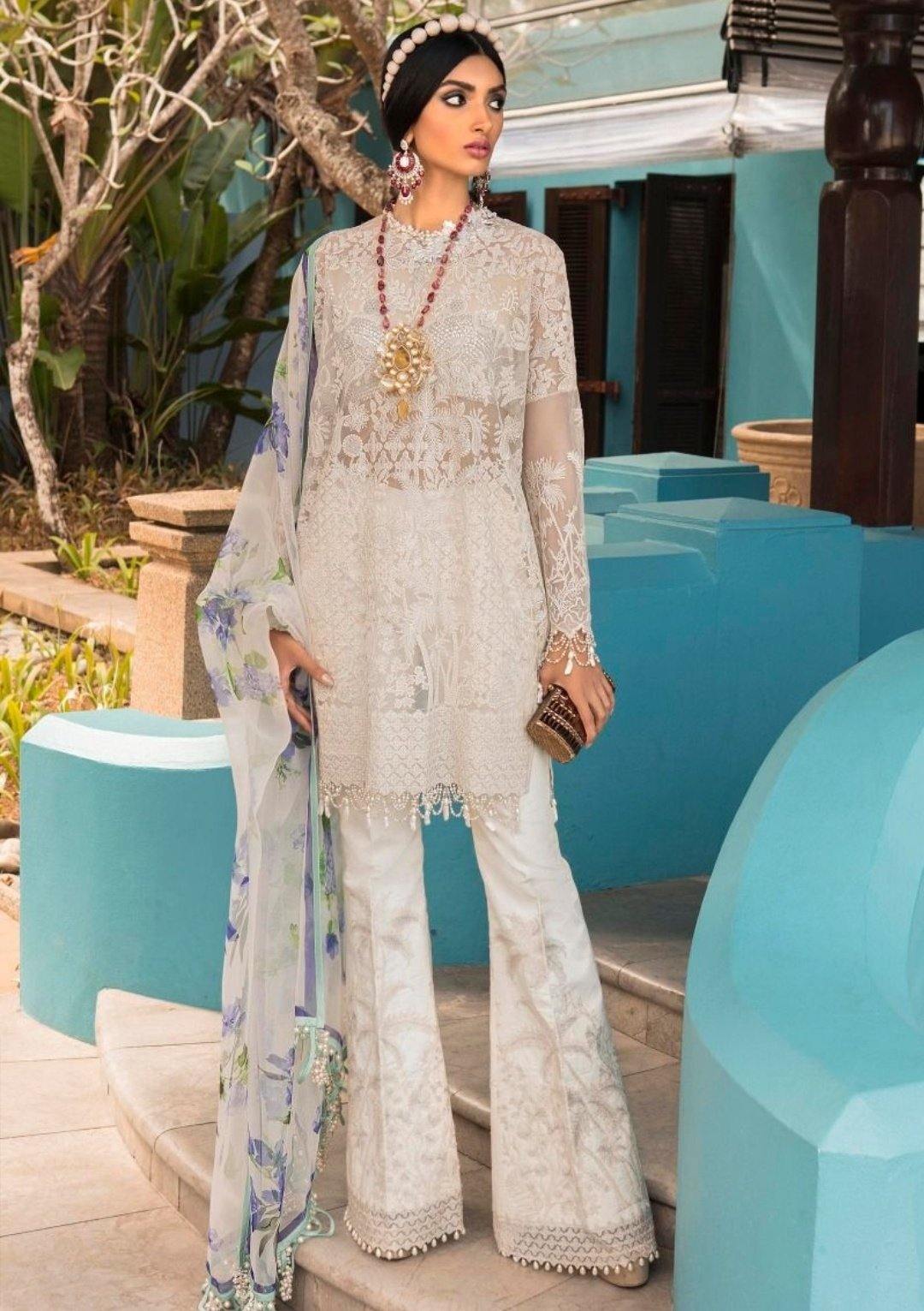 img_sana_safinaz_lawn_collection_awwal_boutique