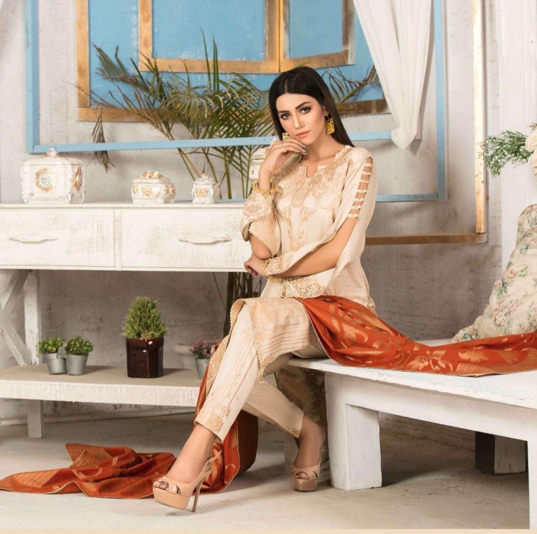 Amna Sohail Gold Star Banarsi Lawn/Tawakkal/ASJ 1115 - AWWALBOUTIQUE