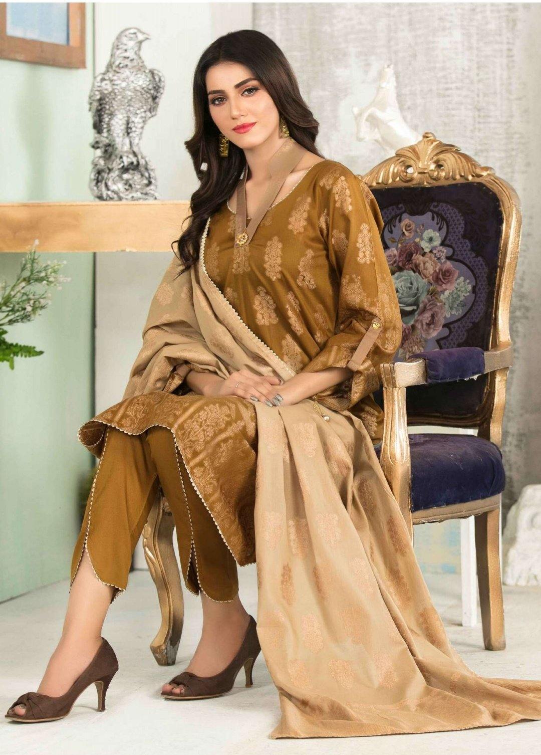 img_banarsi_lawn_2020_awwal_boutique_banarsi_lawn