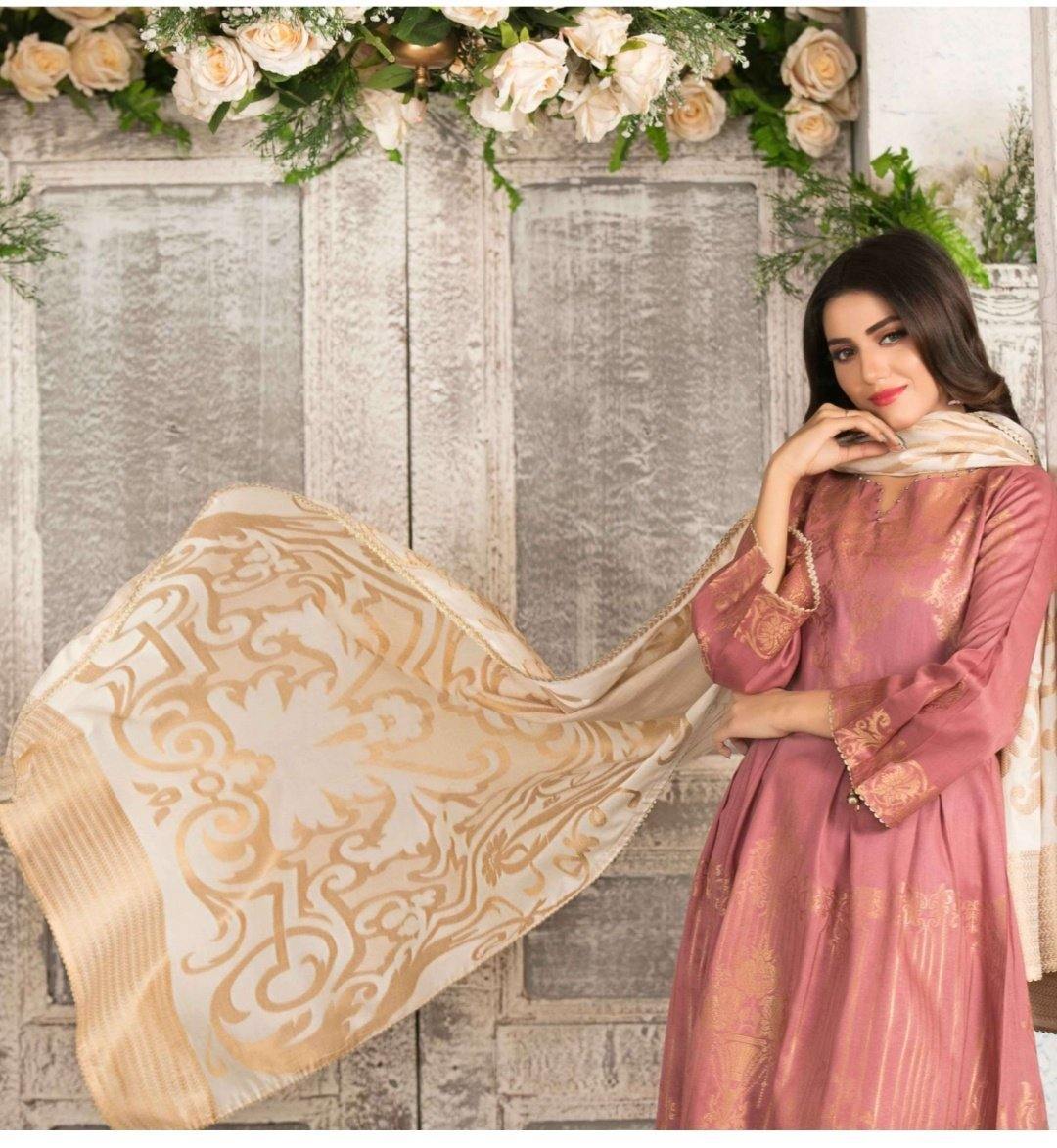 img_banarsi_lawn_2020_awwal_boutique_banarsi_lawn