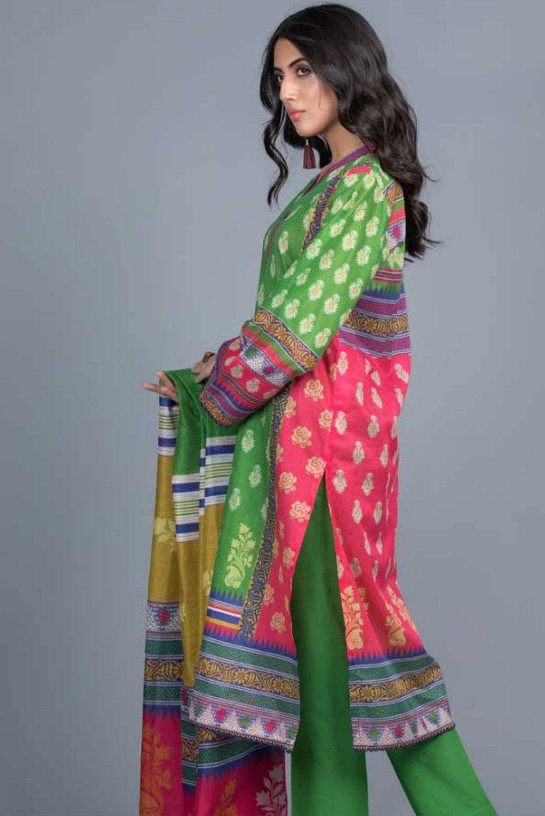 img_zellbury_lawn_collection_awwal_boutique