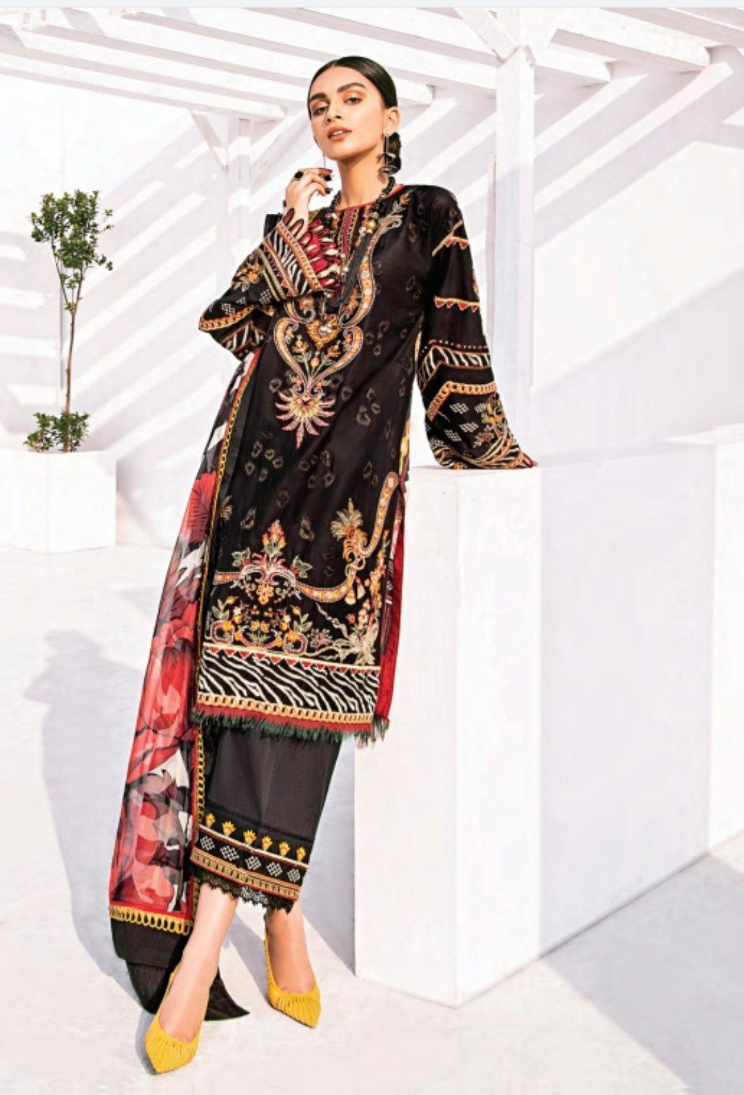 img_baroque_fuchsia_lawn_collection_awwal_boutique