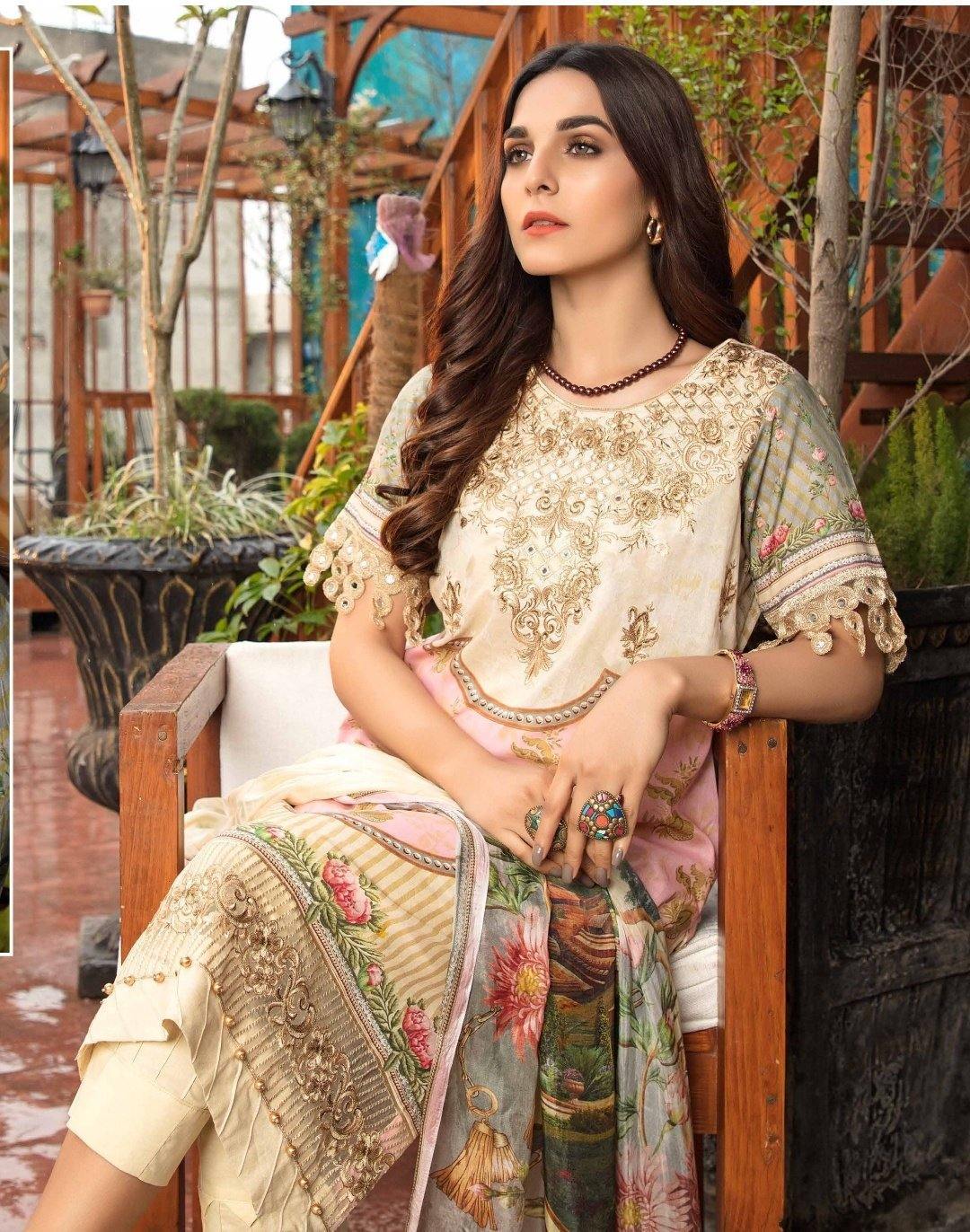 img_raabi_luxury_lawn_collection_by_ibrahim_textiles_awwal_boutique