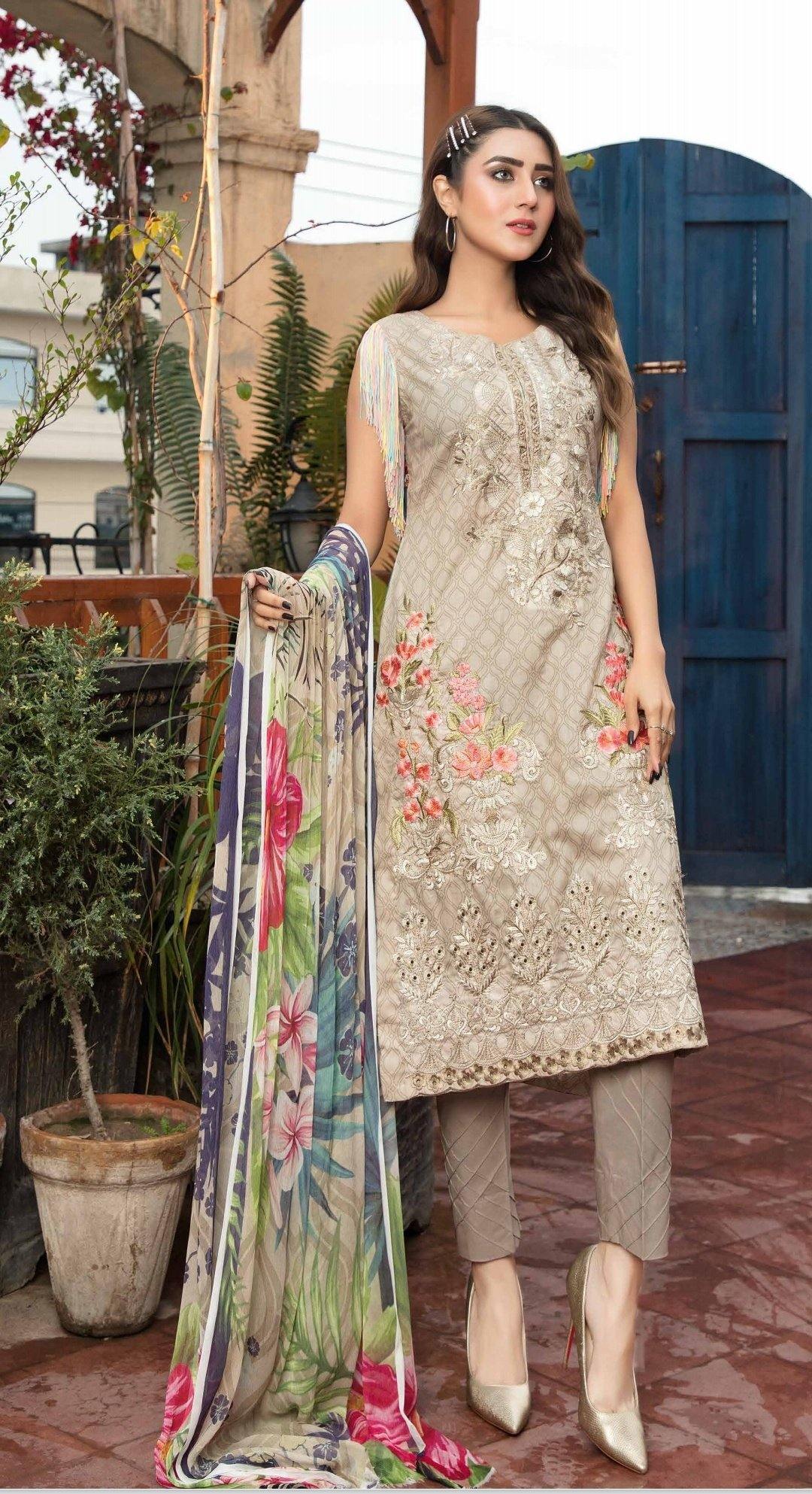 img_raabi_luxury_lawn_collection_by_ibrahim_textiles_awwal_boutique