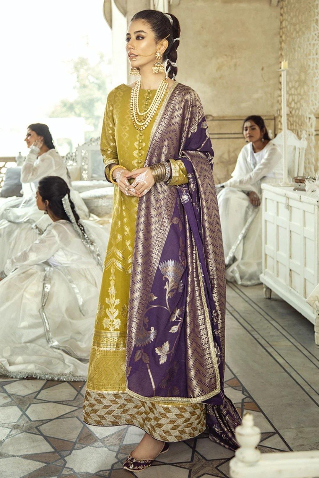 img_cross_stitch_lawn_collection_awwal_boutique