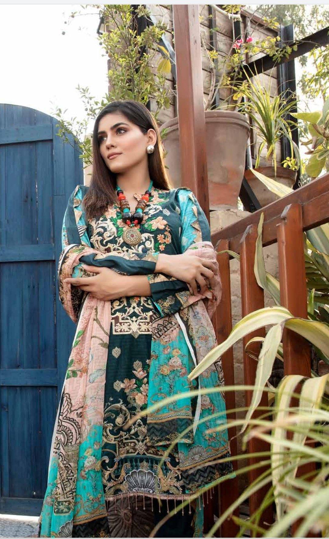img_afreen_lawn_by_riaz_arts_awwal_boutique