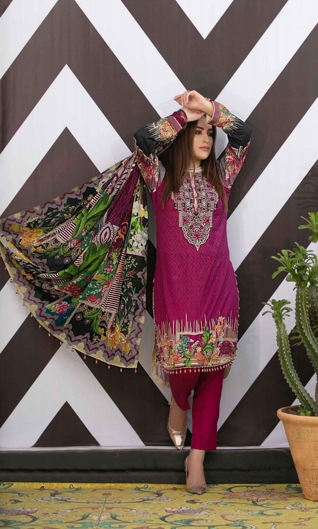 img_tawakkal_fashion_trove_latest_tawakkal_lawn_awwal_boutique