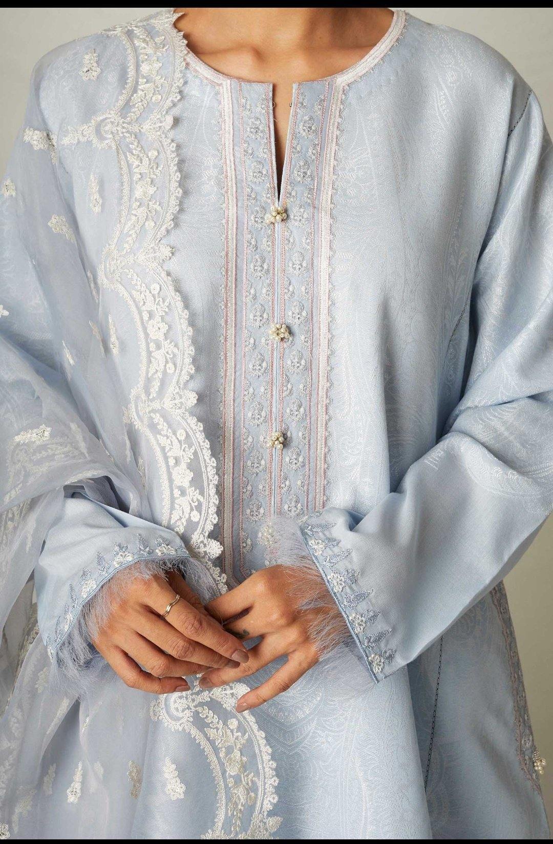 img_zara_shahjahan_lawn_garden_of_love_2020_awwal_boutique