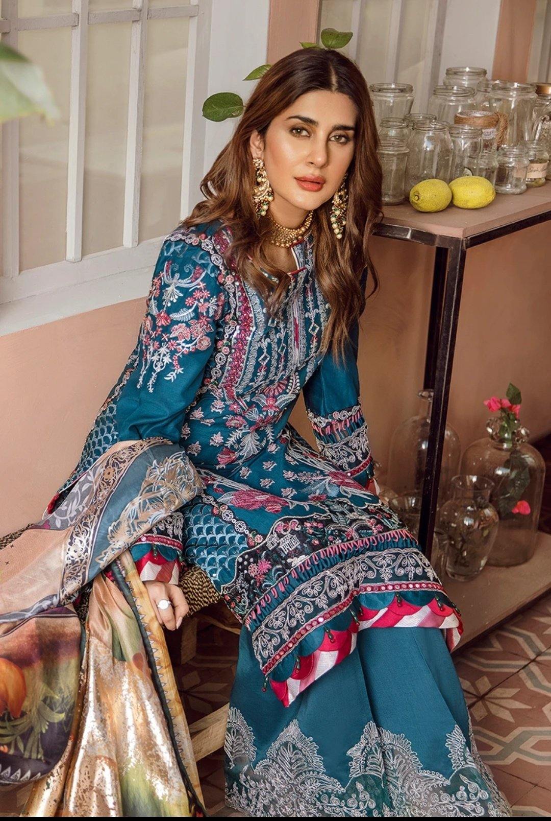 img_maryam_hussain_lawn_collection_awwal_boutique