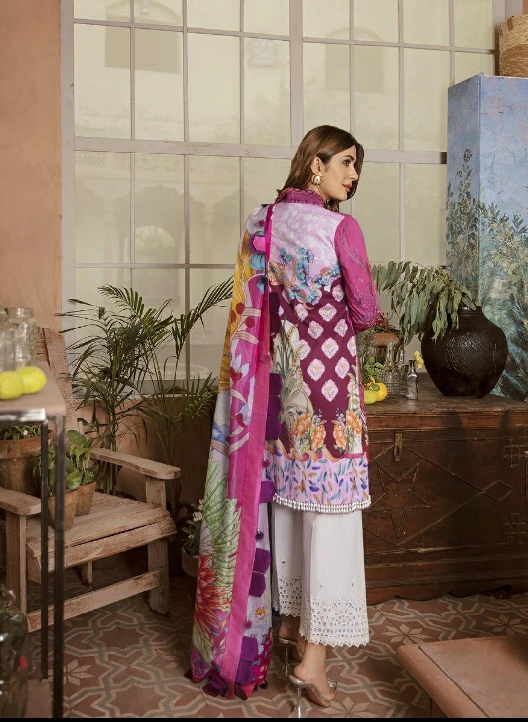 img_maryam_hussain_lawn_collection_awwal_boutique