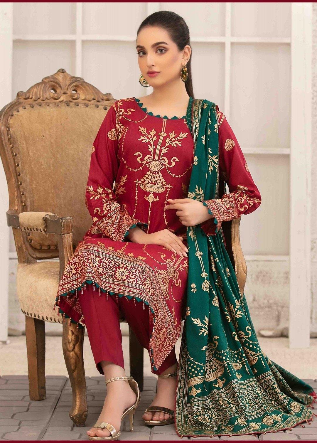 img_amna_sohail_by_tawakkal_lawn_gold_prints_awwal_boutique