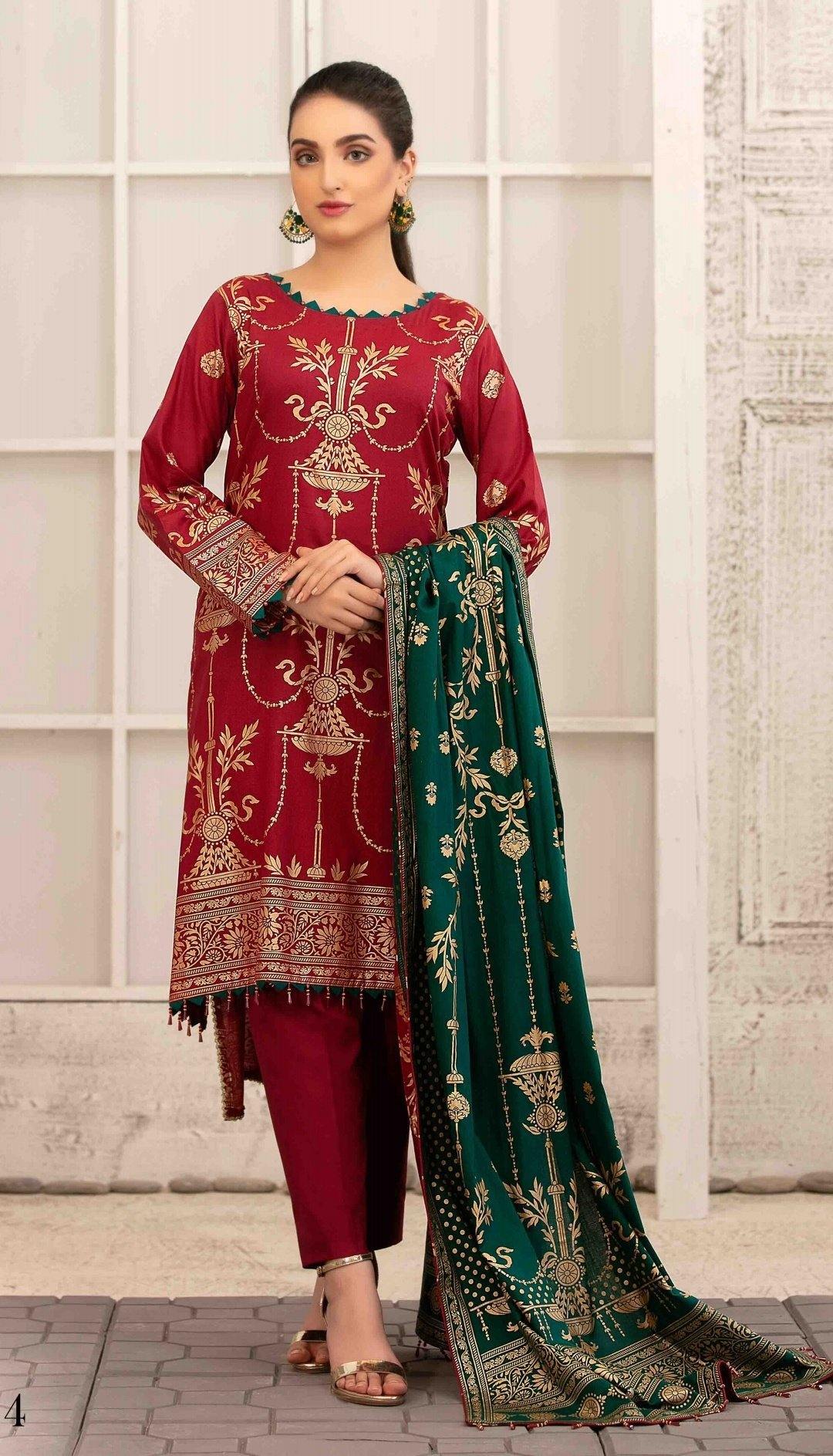 img_amna_sohail_by_tawakkal_lawn_gold_prints_awwal_boutique