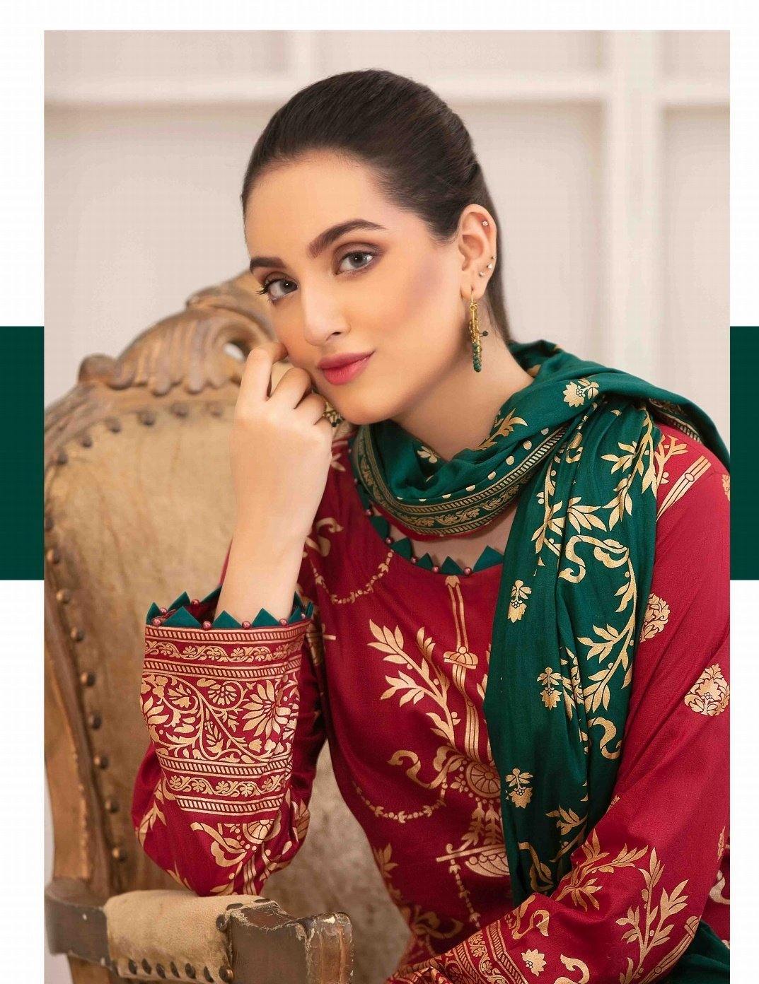 img_amna_sohail_by_tawakkal_lawn_gold_prints_awwal_boutique