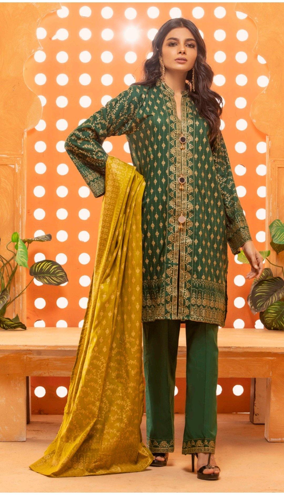 img_rangreza_banarsi_prints_on_lawn_awwal_boutique