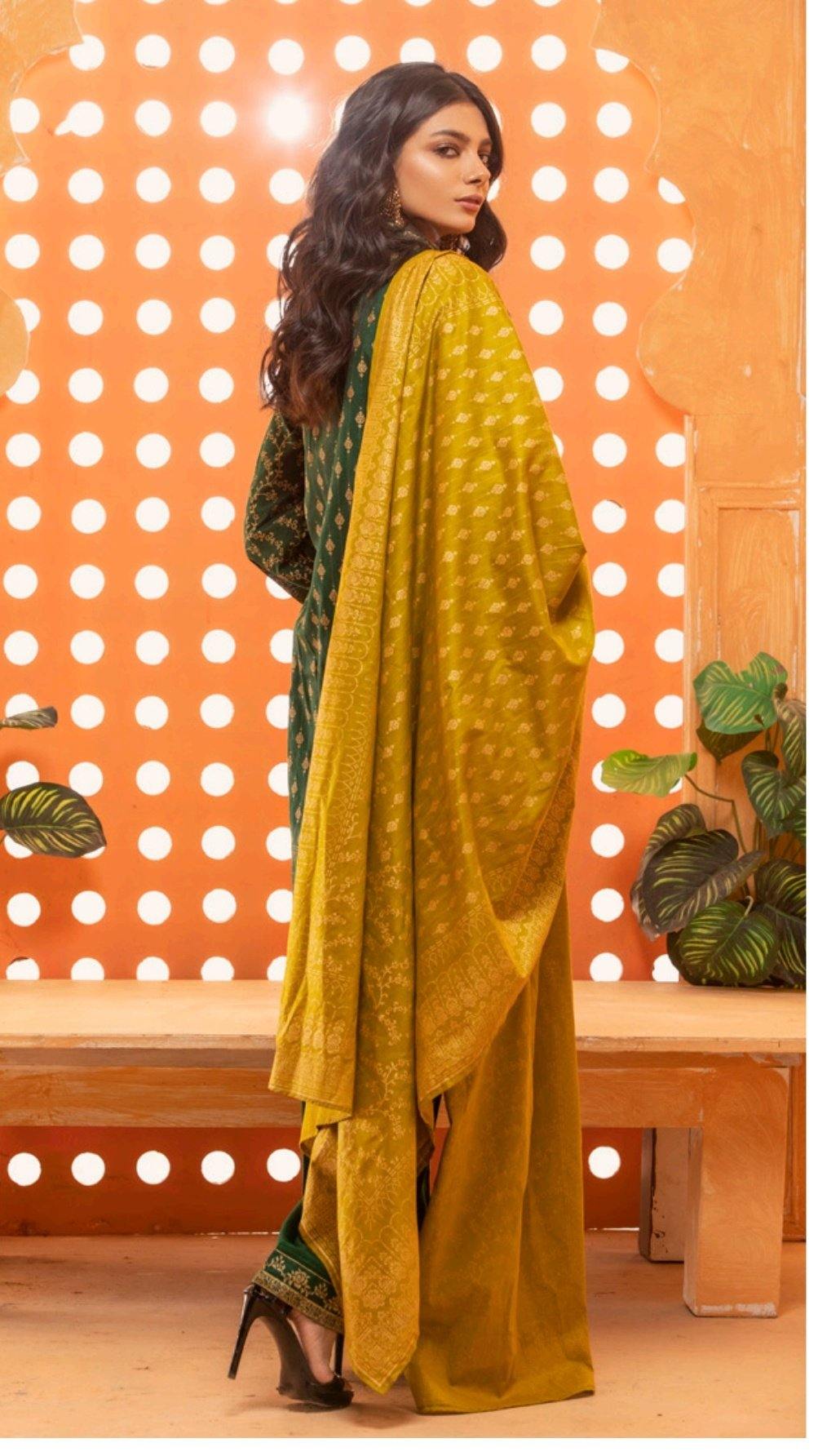 img_rangreza_banarsi_prints_on_lawn_awwal_boutique