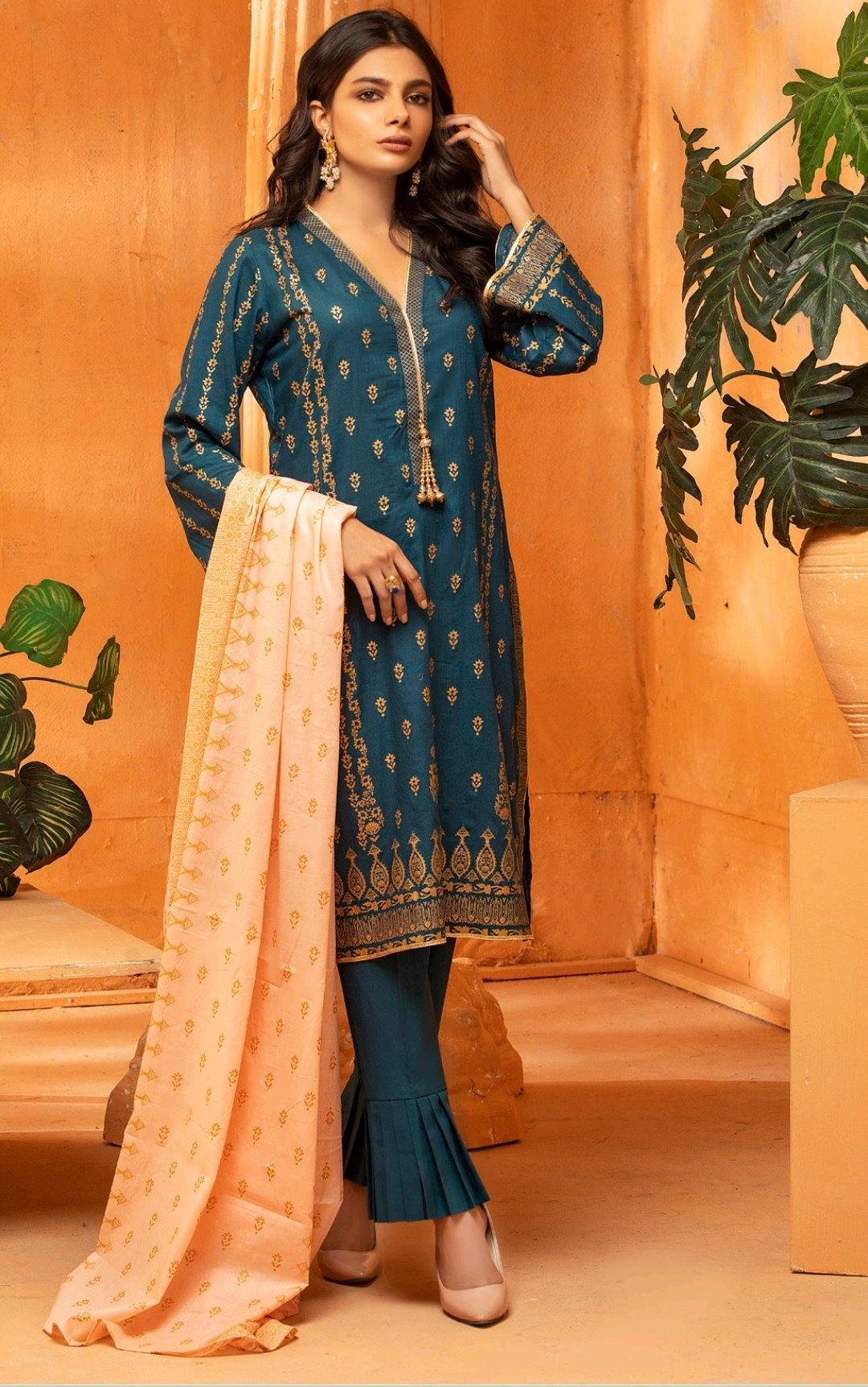 img_rangreza_banarsi_prints_on_lawn_awwal_boutique