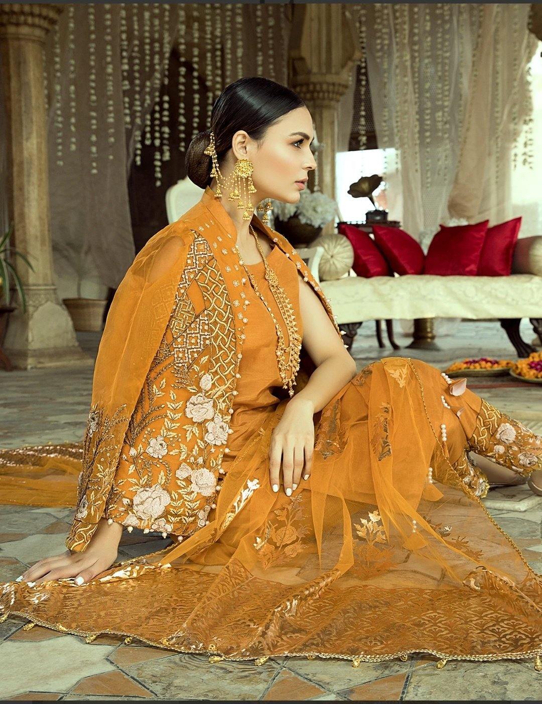 Gul E Azal Premium Formals/Floral Siesta - AWWALBOUTIQUE