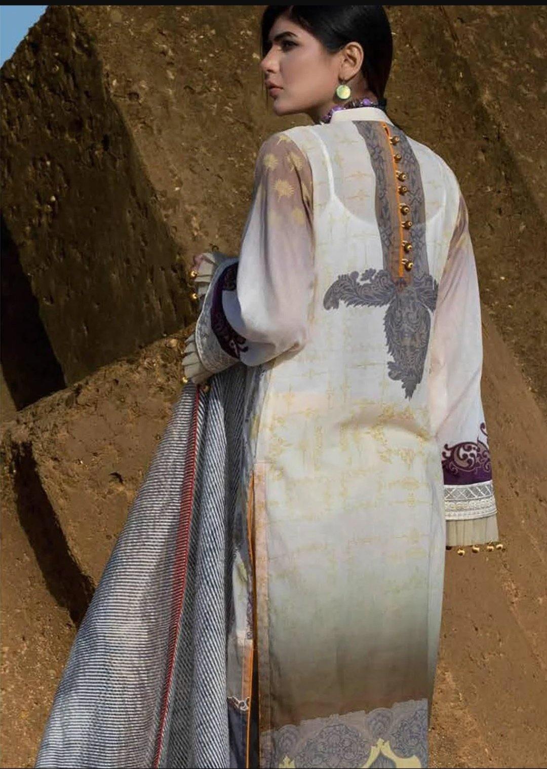 img_tajnoor_by_mahamir_lawn_awwal_boutique