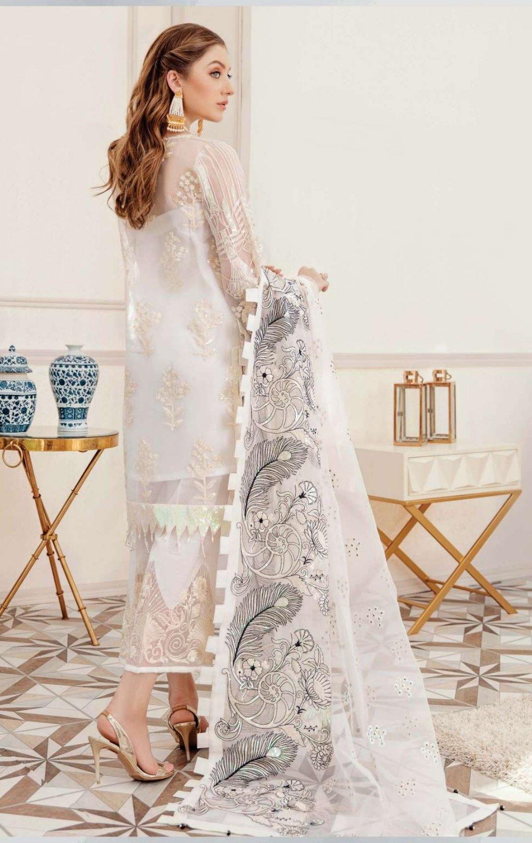 img_afrozeh_la_fuchsia_chiffon_collection_awwal_boutique