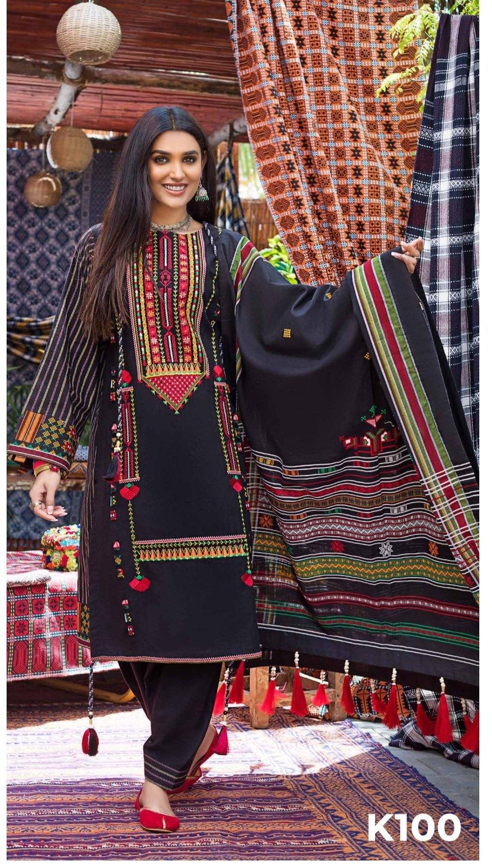 img_gul_ahmed_khaddar_pre_fall_winter_collection_awwal_boutique