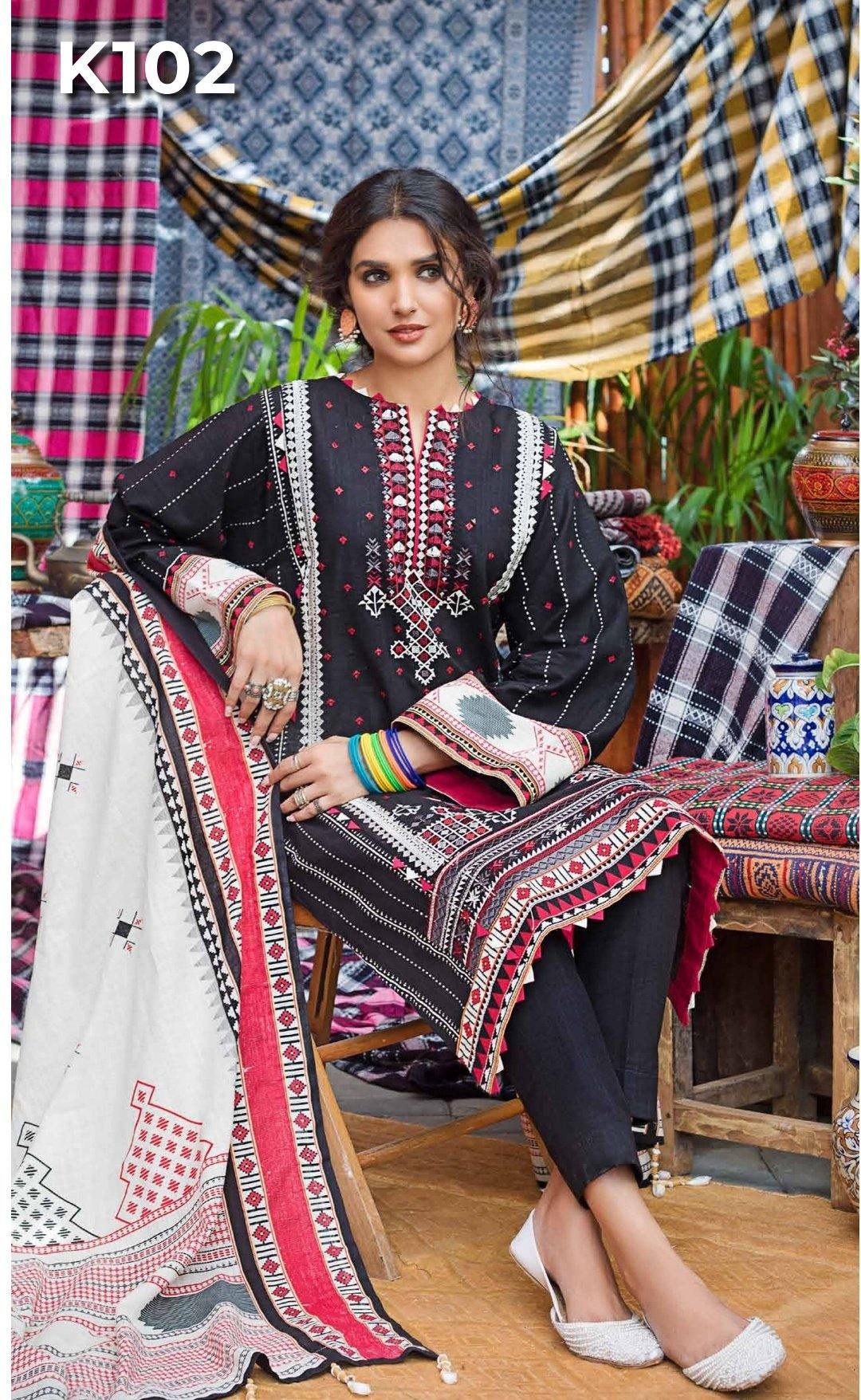 img_gul_ahmed_khaddar_pre_fall_winter_collection_awwal_boutique