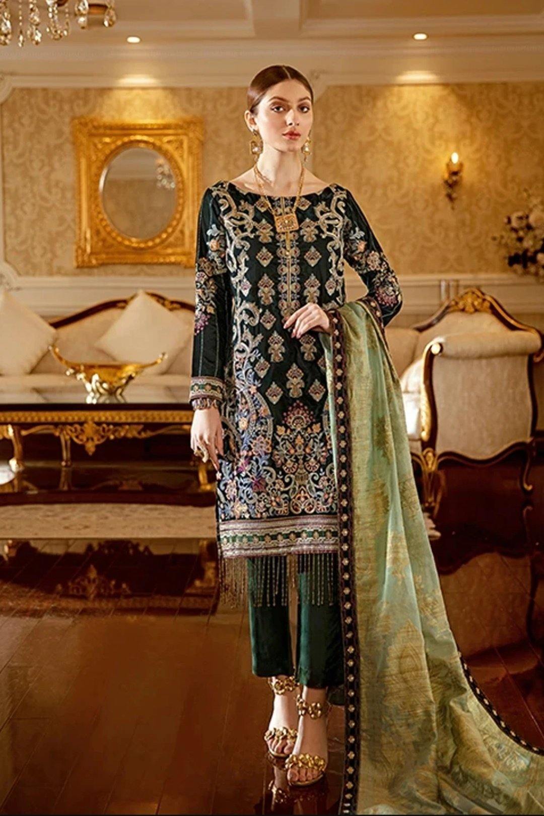 img_ramsha_velvet_awwal_boutique