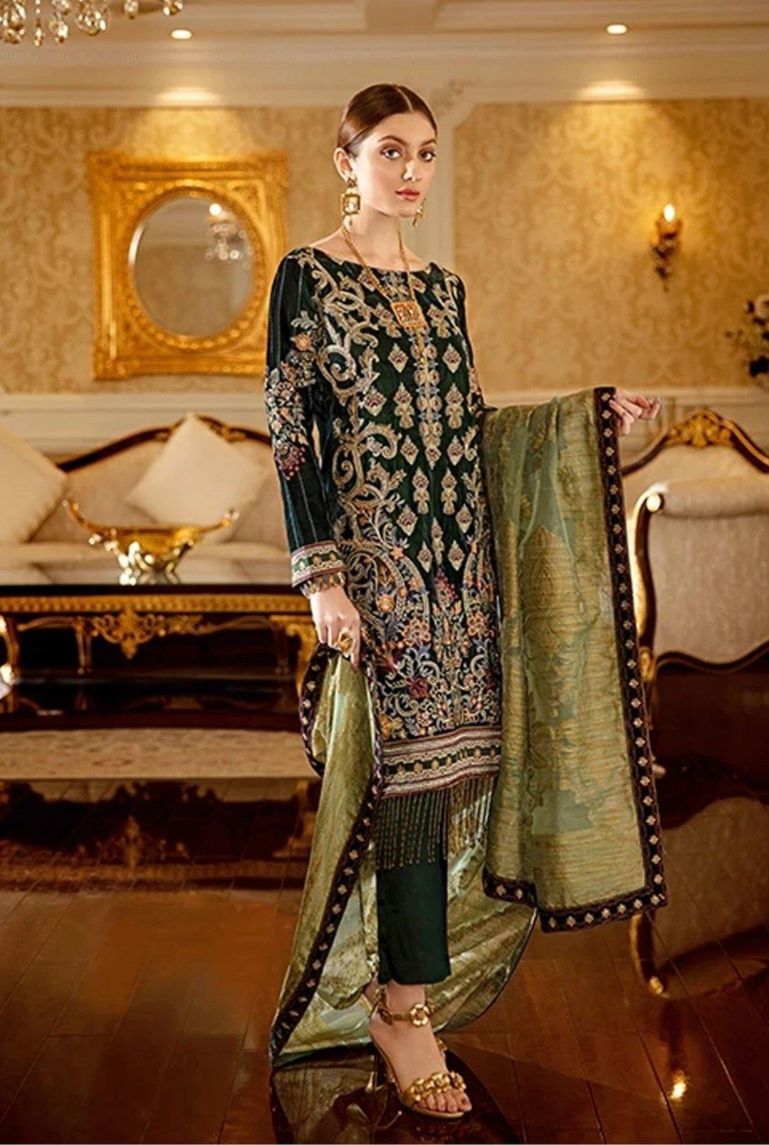 img_ramsha_velvet_awwal_boutique