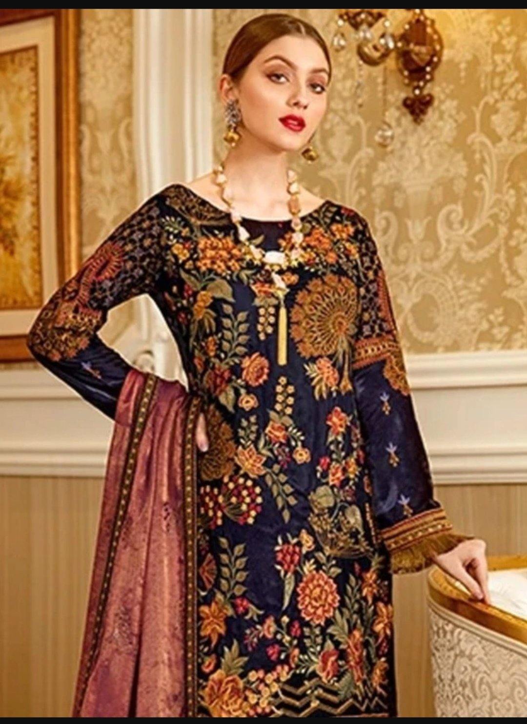 img_ramsha_velvet_awwal_boutique