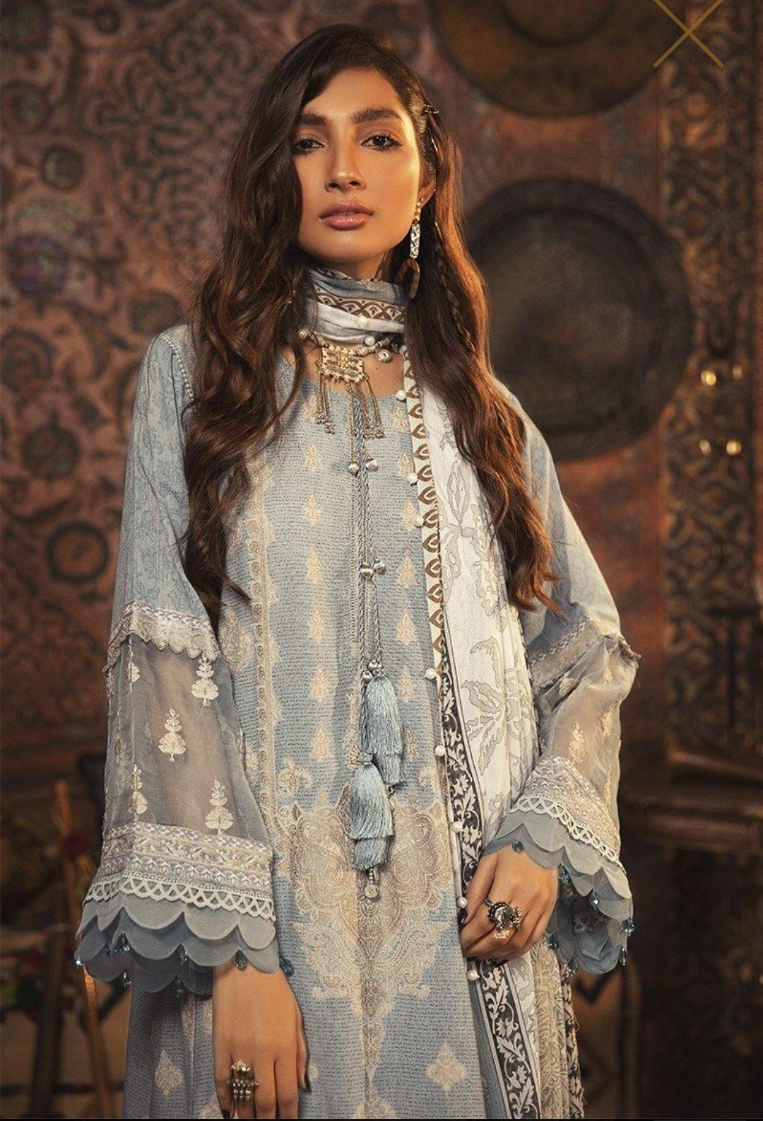 img_maria_b_m_prints_fall_winter_awwal_boutique