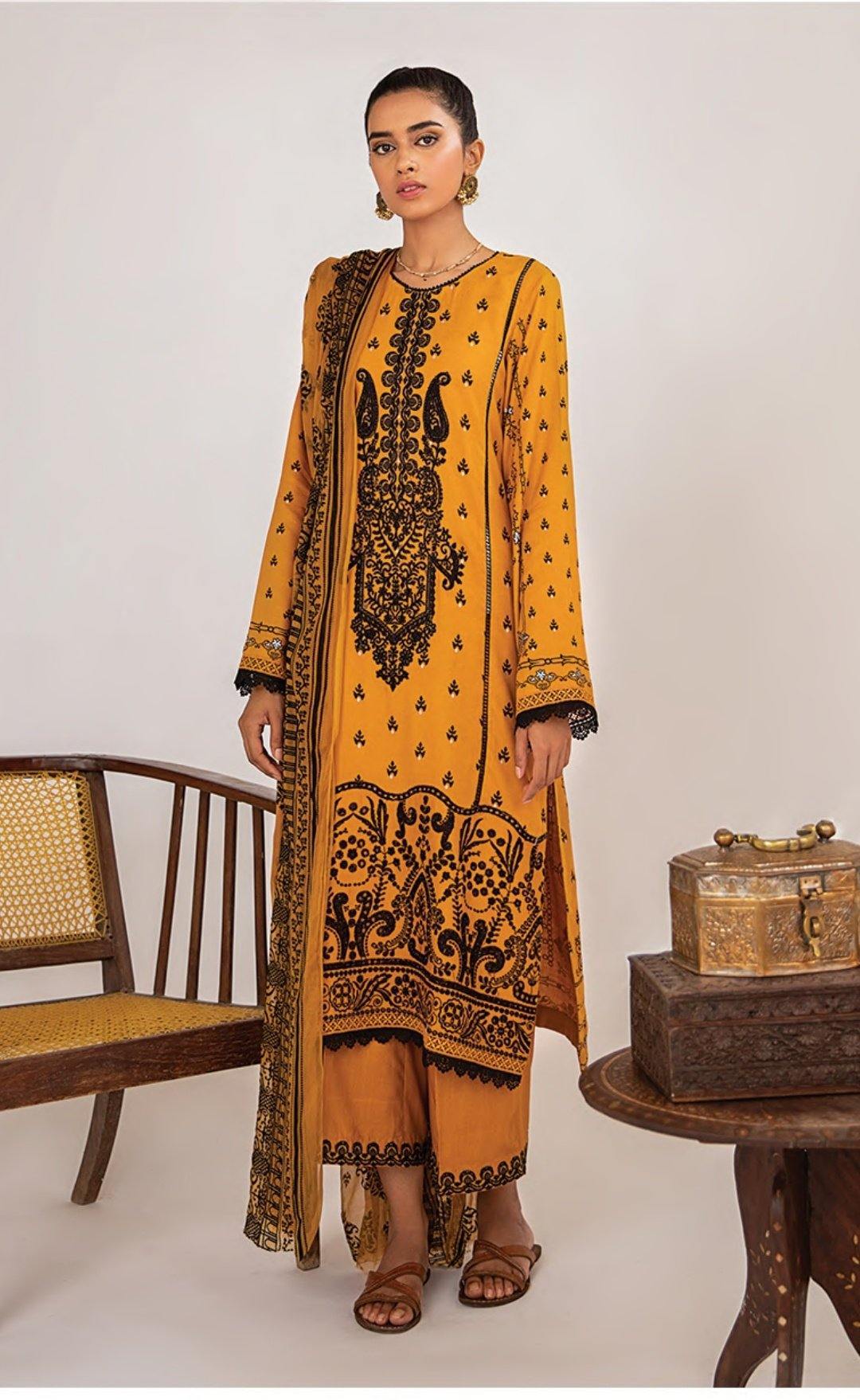 img_qalamkar_q_line_linen_awwal_boutique