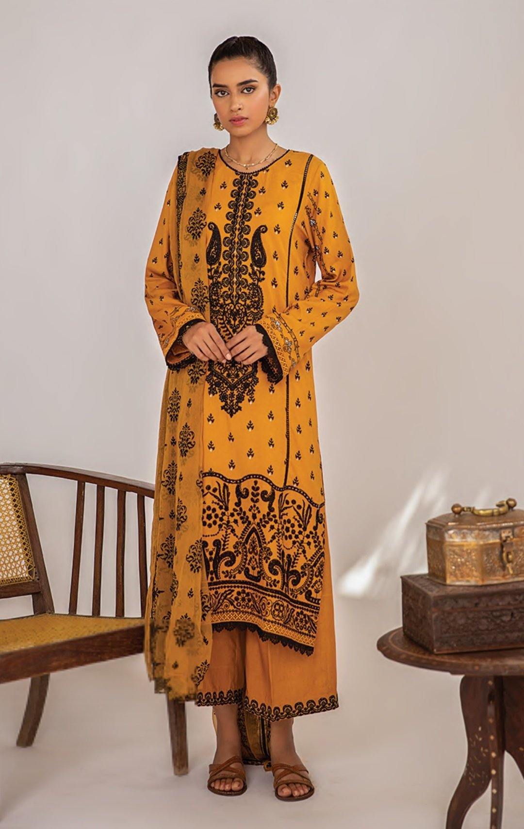 img_qalamkar_q_line_linen_awwal_boutique