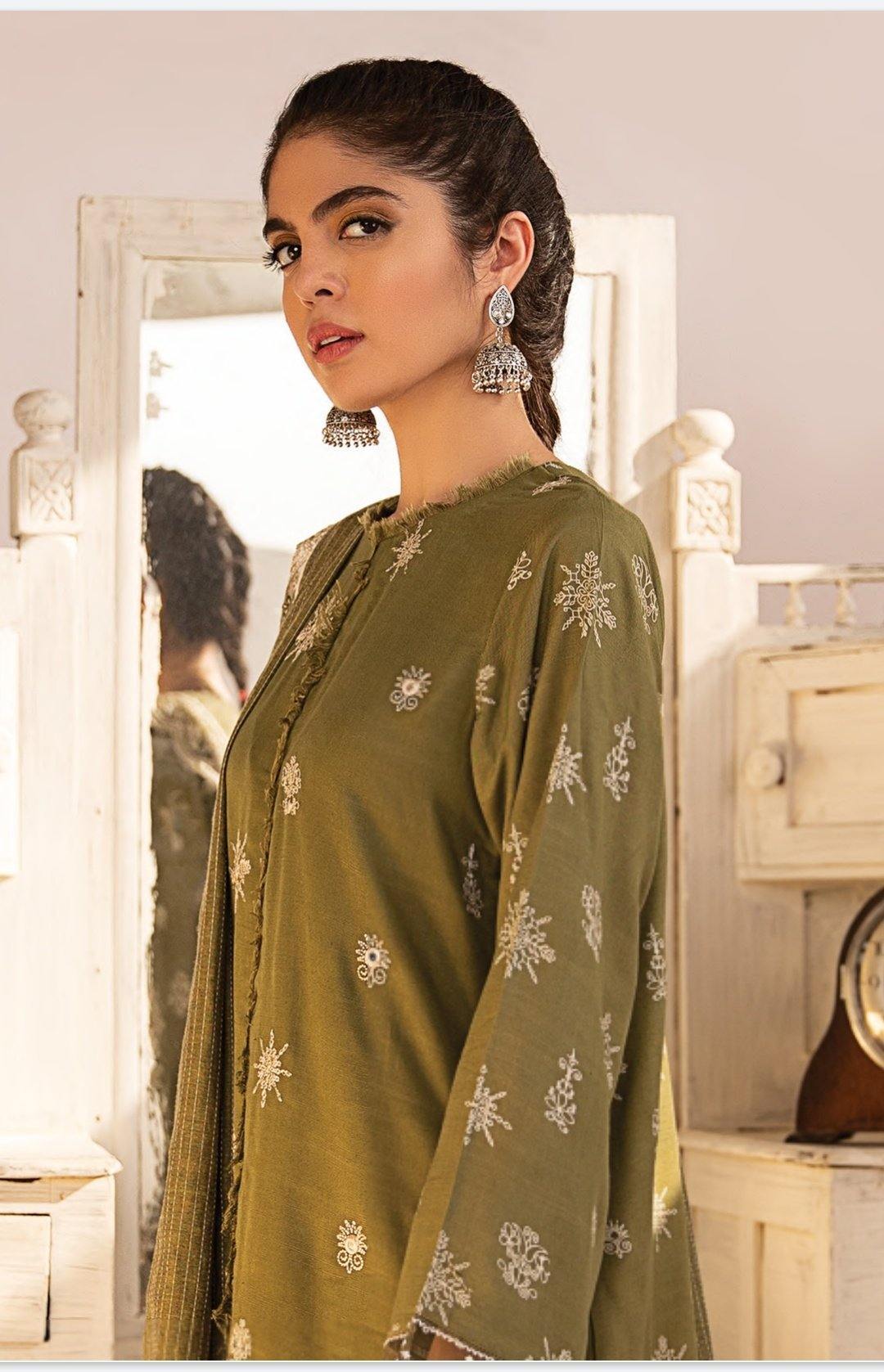 img_qalamkar_q_line_linen_awwal_boutique