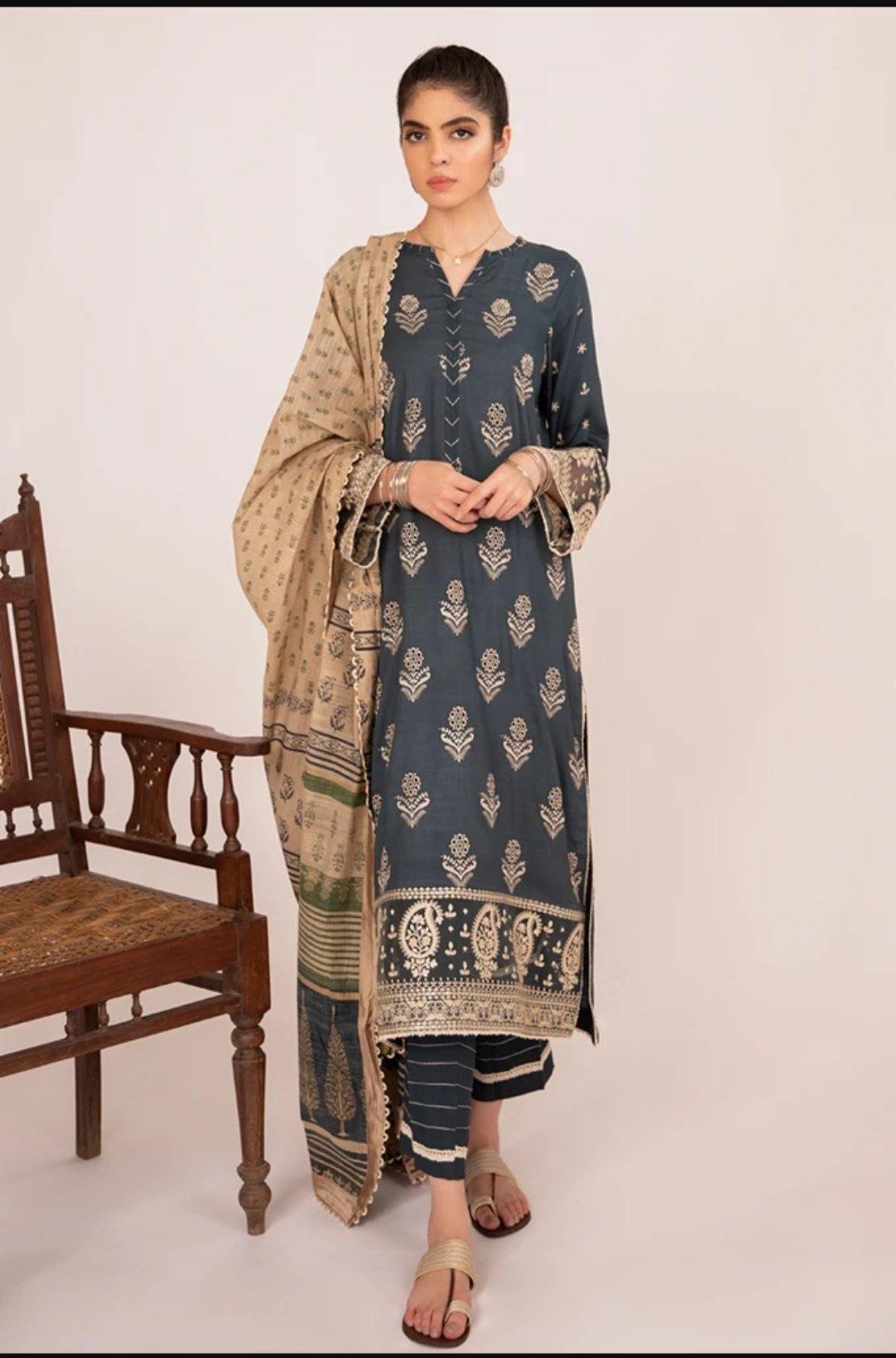 img_qalamkar_q_line_linen_awwal_boutique