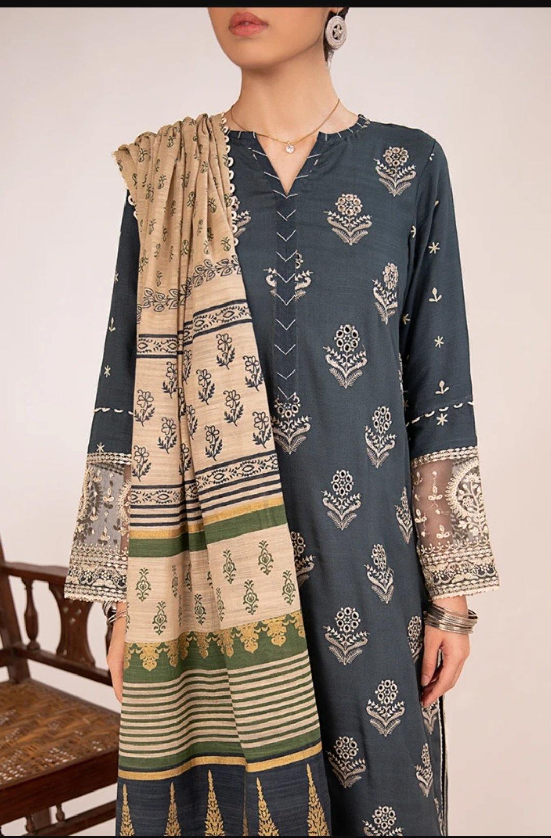 img_qalamkar_q_line_linen_awwal_boutique