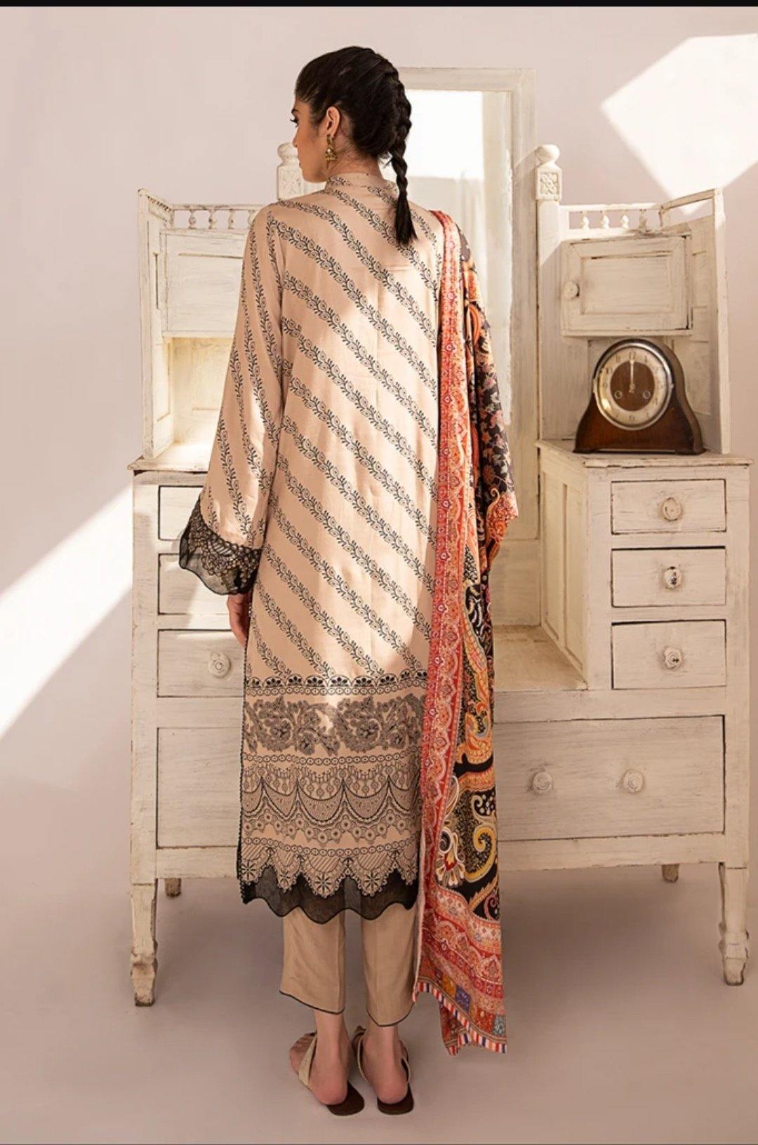 img_qalamkar_q_line_linen_awwal_boutique