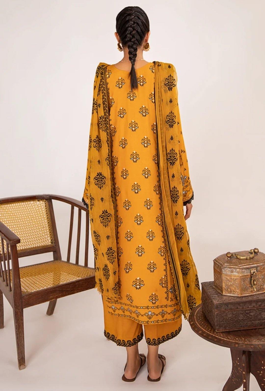 img_qalamkar_q_line_linen_awwal_boutique