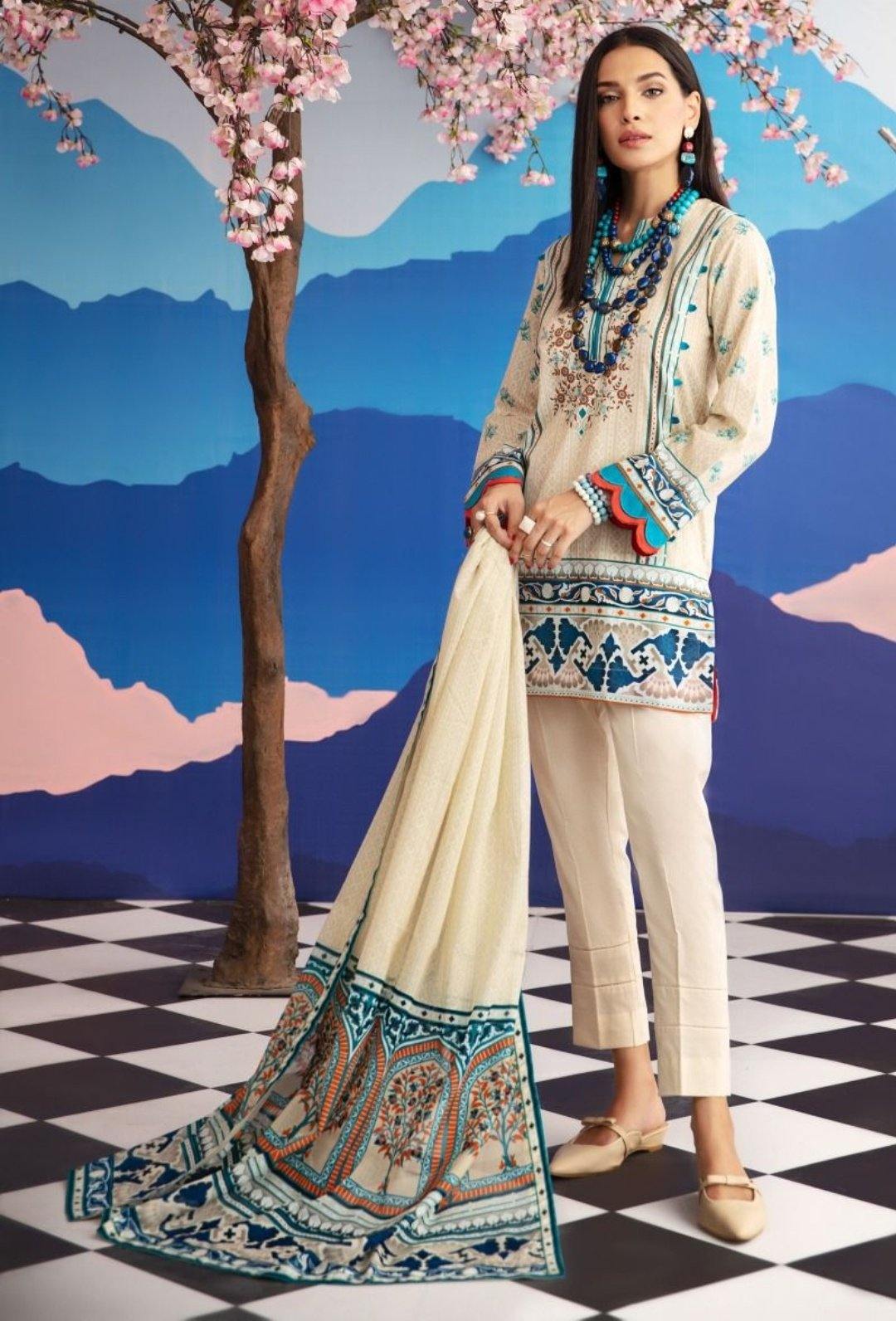 img_gul_ahmed_shaleen_satin_jacquard_awwal_boutique