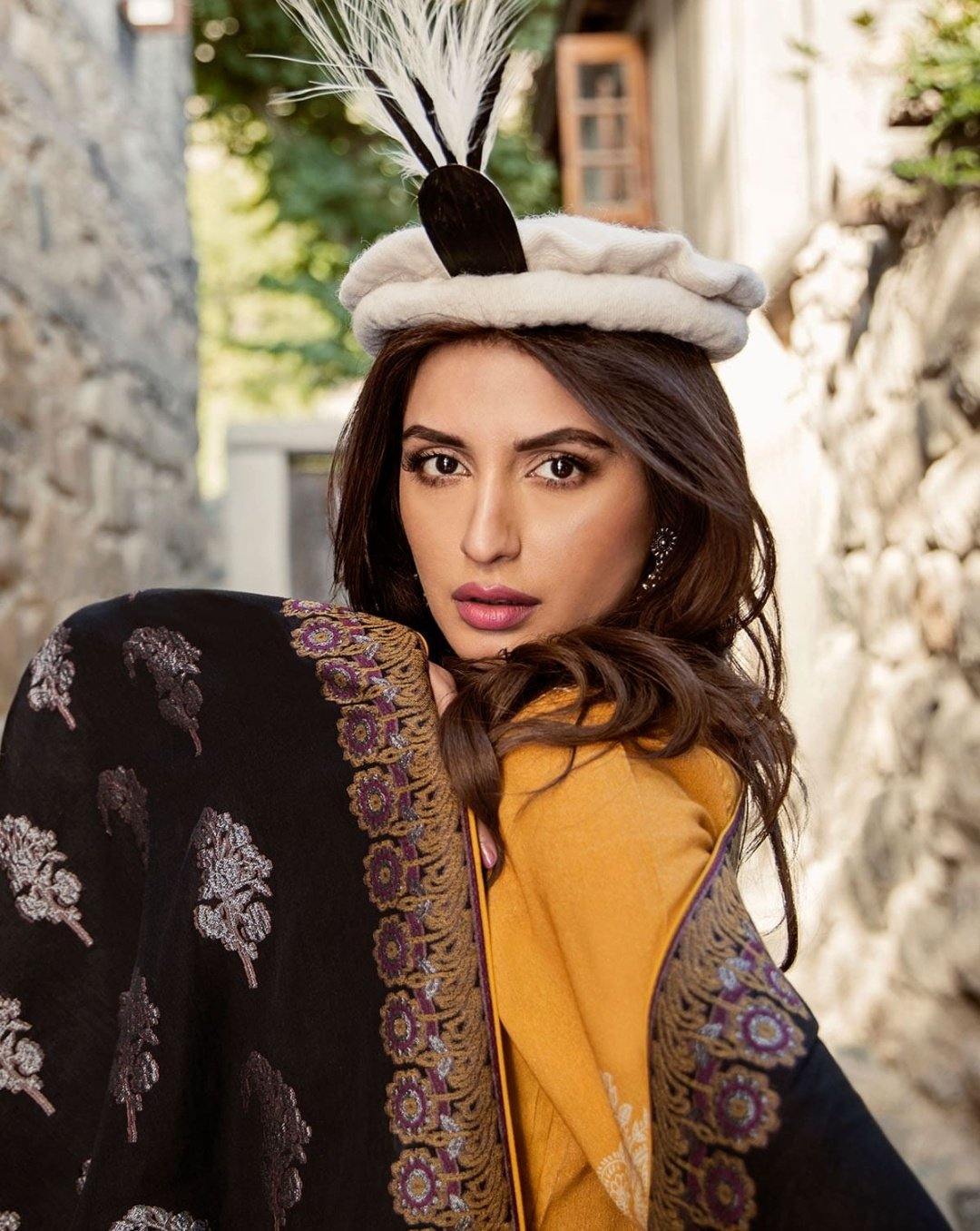 img_saira_rizwan_ittehad_winter_collection_awwal_boutique