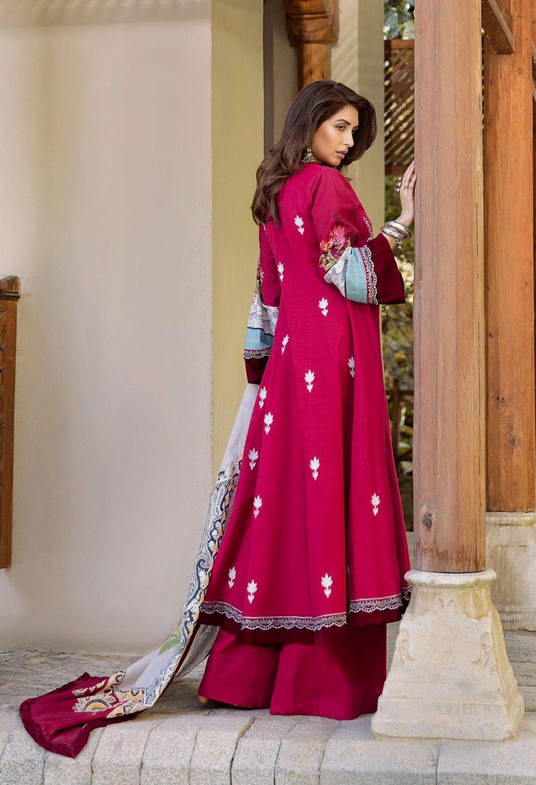 img_saira_rizwan_ittehad_winter_collection_awwal_boutique