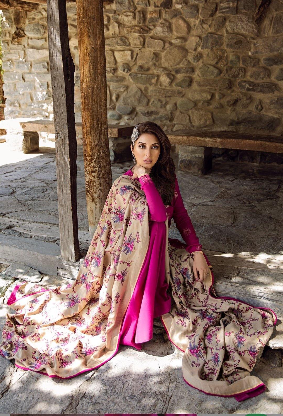 img_saira_rizwan_ittehad_winter_collection_awwal_boutique