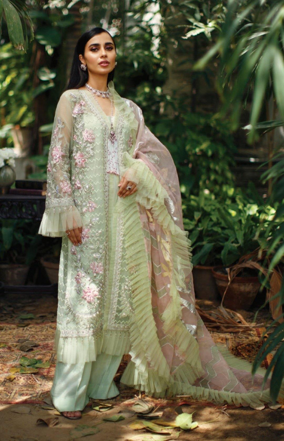 img_azalea_luxury_formals_awwal_boutique