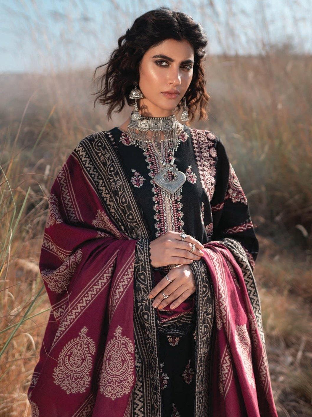 img_qalamkar_luxury_shawl_collection_awwal_boutique