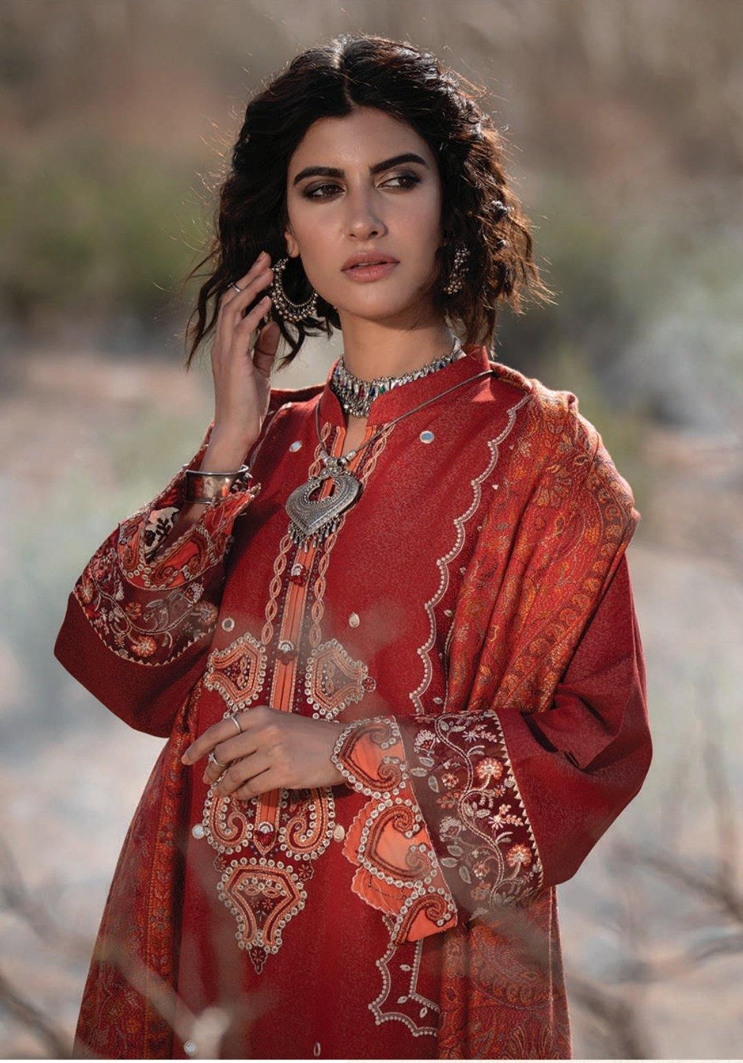 img_qalamkar_luxury_shawl_collection_awwal_boutique