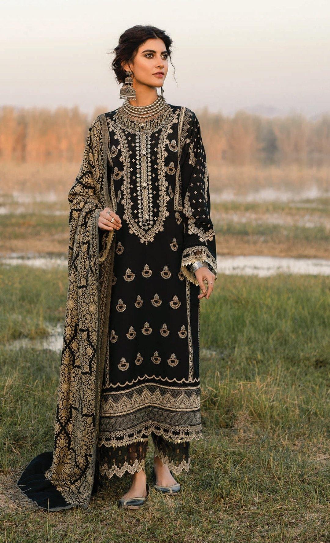 img_qalamkar_luxury_shawl_collection_awwal_boutique