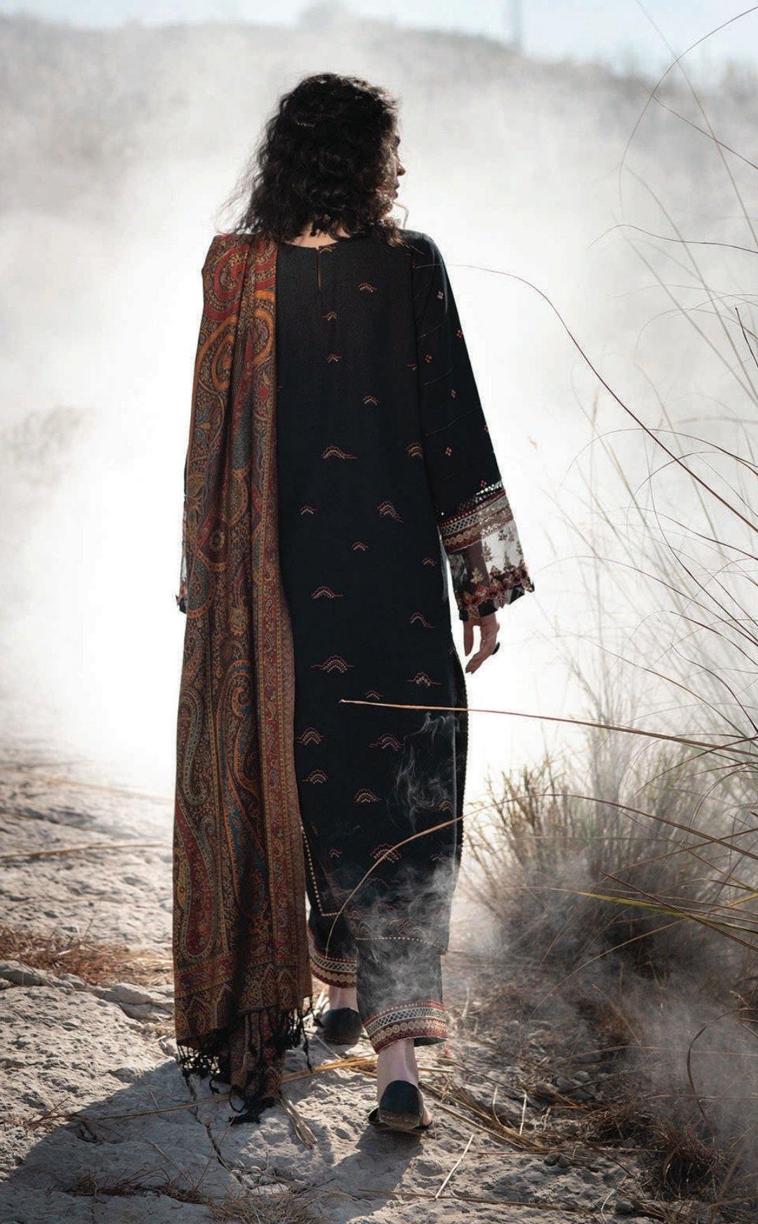 img_qalamkar_luxury_shawl_collection_awwal_boutique